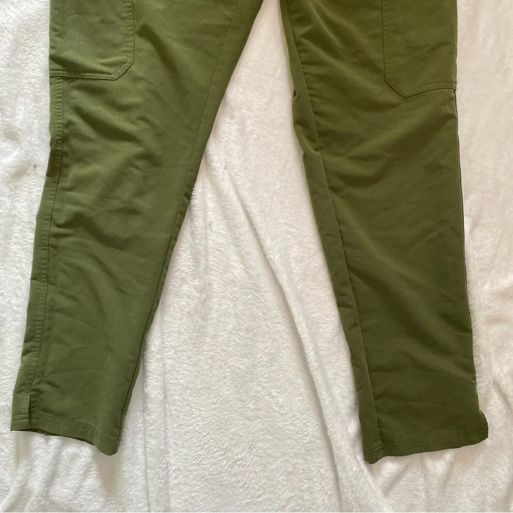 Figs Yola Maternity Skinny Scrub Pants Sz M Dark Olive Green Army Cargo Pockets - Picture 4 of 14